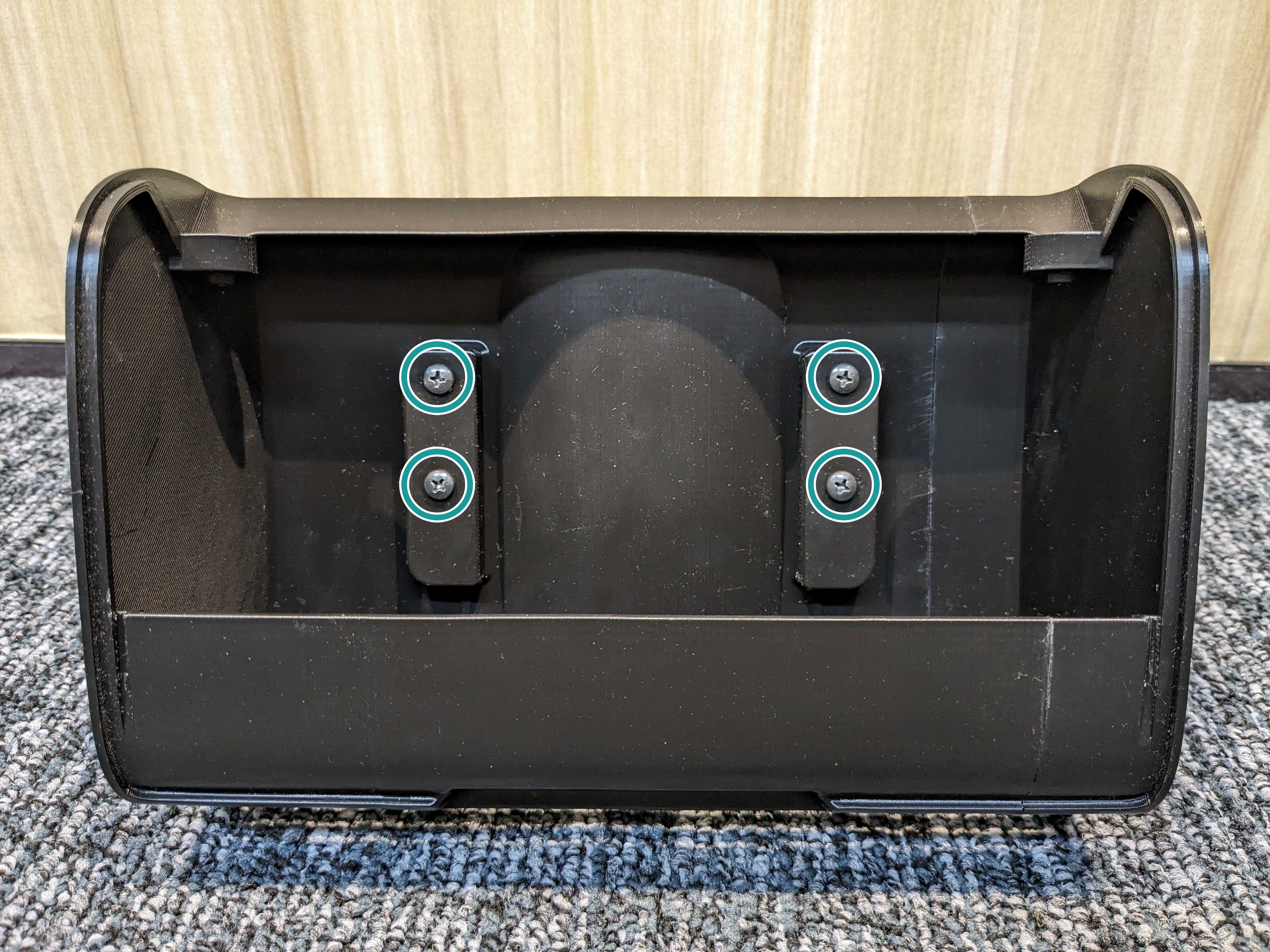 [ugo mini] How to install and remove the router case – ugo Support